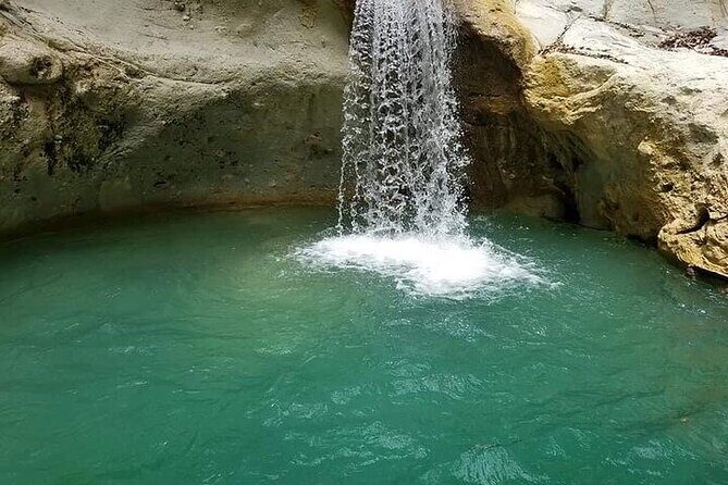 27 Waterfalls of Damajagua – Adventure Tour from Puerto Plata - Safety gear you shouldn’t ignore