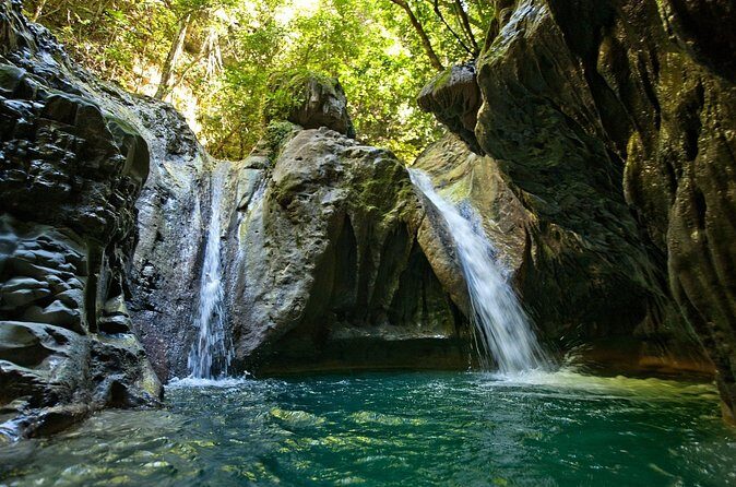 27 waterfalls PUERTO PLATA - Lunch, rum drinks, and the photo costs you should plan for