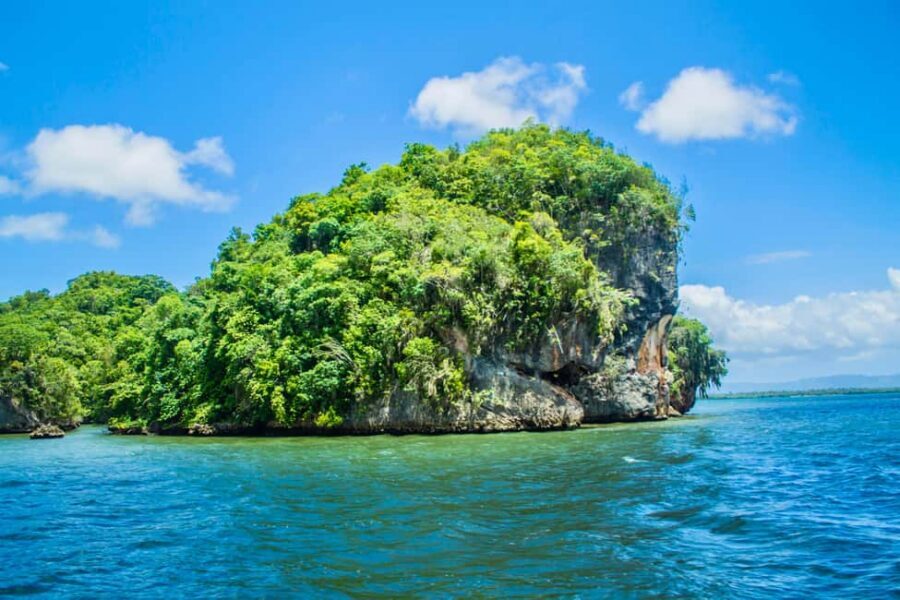 2in1: Los Haitises National Park + Yanigua Waterfall-SPA - Key highlights at a glance