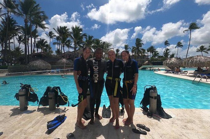 3 Days Open Water Diving Course in Punta Cana - Days 2–3: four open-water descents in Punta Cana (reef + the Monica wreck)