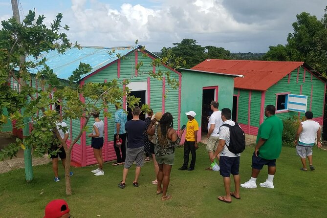 8-Hour Tour Enjoying the Dominican Culture Through the Countryside - Horse Ride for 15 Minutes: Fun, Not a Commitment