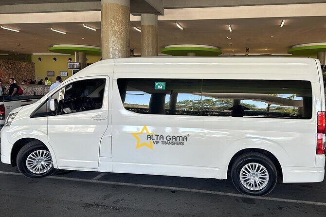 Airport Transfer from/to Uvero Alto to Punta Cana - Comfort Perks That Actually Help: Bottled Water and Soda/Pop