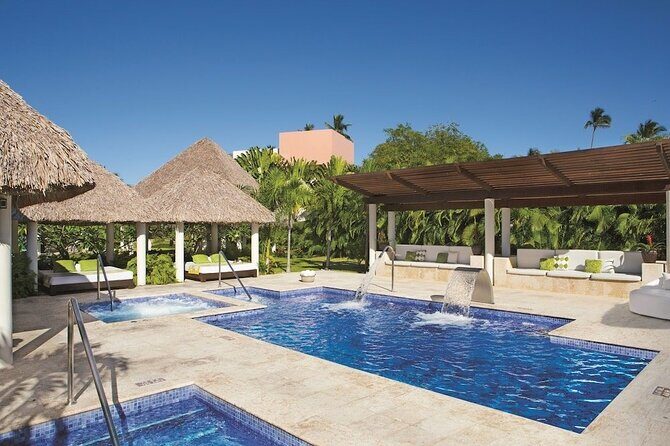 Bahia Principe Esmeralda- Round Trip Shuttle - Punta Cana Airport - Drop-Off at Bahia Principe: What to Expect at Arrival
