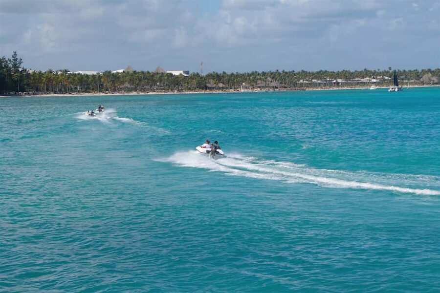 Bávaro: Speed Boat and Snorkeling Trip - Speedboat adrenaline in Bavaro: what the ride feels like