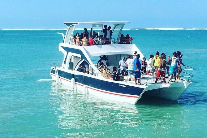 Boat Party with Drinks and Snacks with Transportation Included - What kind of traveler will enjoy this most?