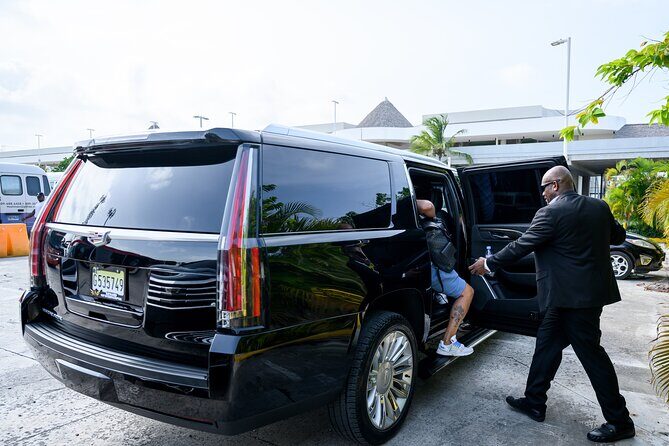 Cadillac Escalade Platinum, Punta Cana airport to Bavero & punta Cana - Good to know: what’s included and what’s not