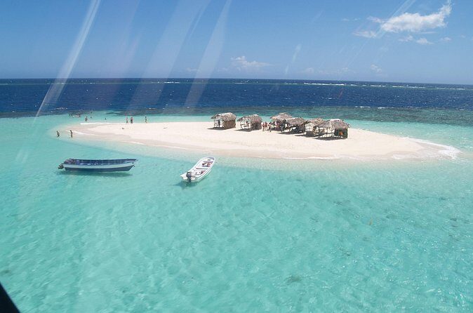 Cayo Arena Day Trip from Puerto Plata - Walking around the island: a different pace from the water