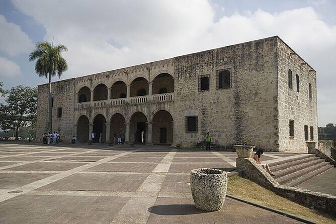 City Tour In Santo Domingo Leaving from Punta Cana - The Three Eyes cave stop: short, memorable, and different