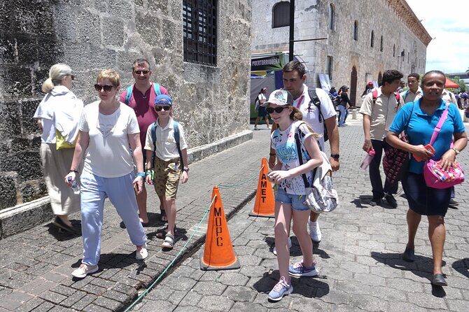 City Tour In Santo Domingo Leaving from Punta Cana - Modern Santo Domingo: companies, architecture, and a second perspective