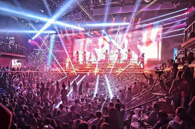 Coco Bongo Show and Disco in Punta Cana - Who Should Book Coco Bongo Punta Cana?