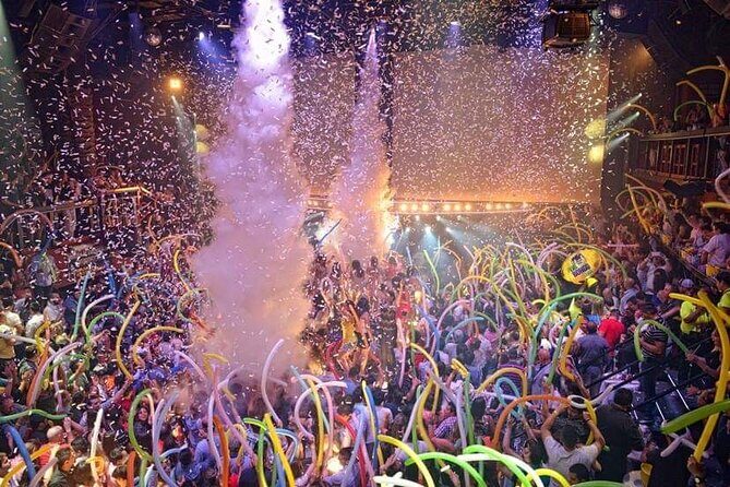 CocoBongo Punta Cana Entry ticket with Entertainment and Open Bar - Getting there smoothly: the 8:00 pm start and pickup reality