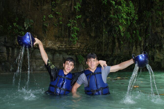 Damajagua 7 Waterfalls Adventure – In Puerto Plata - At the waterfalls: sliding, jumping, and the cold-water payoff