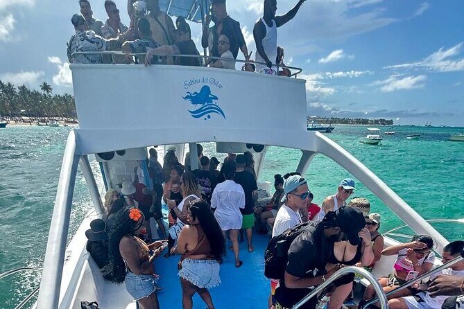 DE Hip Hop Boat Party for Adults and Free Drinks Only - Why this hip-hop boat party beats bar hopping in Punta Cana