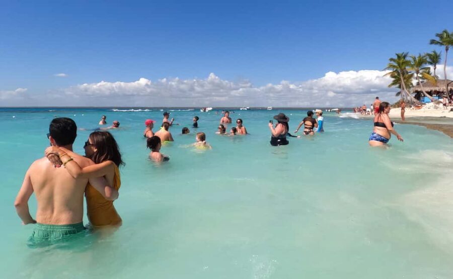 diving without a license catalina island from punta cana - A guided day from Punta Cana to Catalina Island