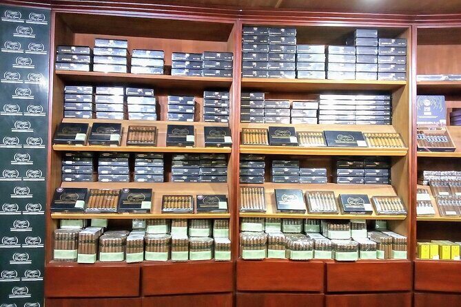 Don Lucas Cigar Factory, Rum tasting, Cocoa factory, Souvenirs - Coffee tasting and the Dominican flavor map