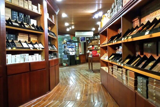 Don Lucas Cigar Factory, Rum tasting, Cocoa factory, Souvenirs - Time management: getting through cigar, rum, coffee, and chocolate without feeling rushed