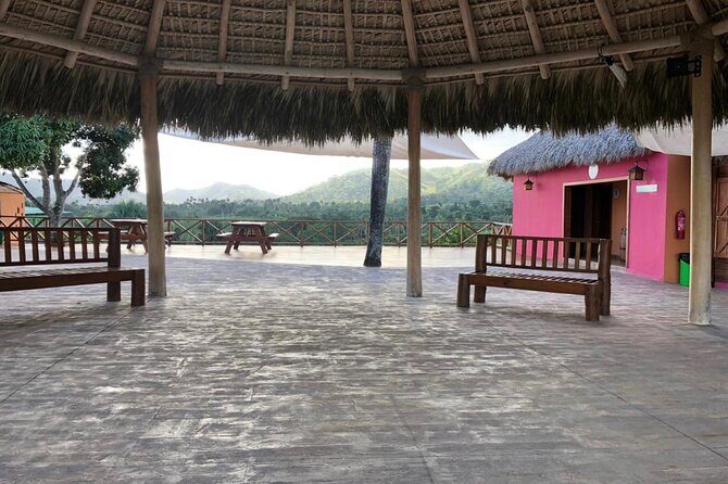 Eco Aventure Park+ Zipline+Horseback Ride+Buggy - Artisan cigars: a hands-on cultural stop