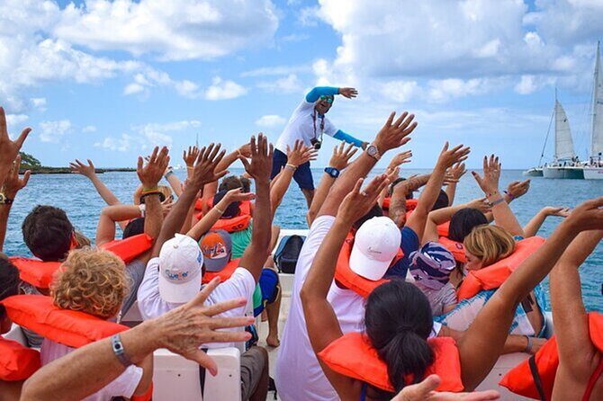 Excursion to Catalina Island and Snorkeling from Punta Cana - Open bar on board: fun perks with a pacing reality check