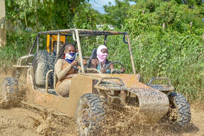 Extraordinary ATV and Buggy Adventure in Punta Cana - The typical house stop: coffee, chocolate, mama juana, and Creole tobacco