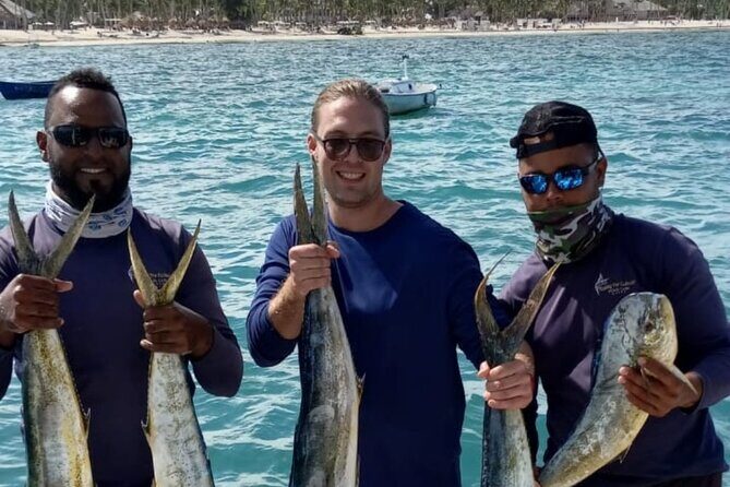 FISHING PRO CHARTERS - Boat Excursion - Sobre Las Olas - Value math: $625 for up to 9 people