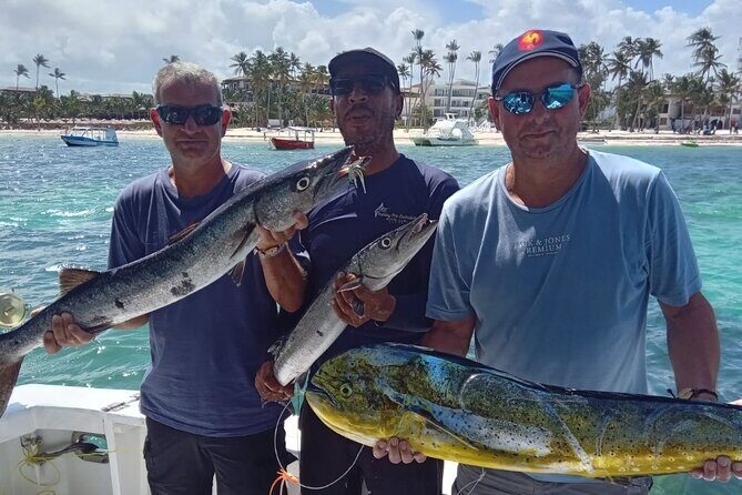 FISHING PRO CHARTERS - Boat Excursion - Sobre Las Olas - When this charter makes the most sense