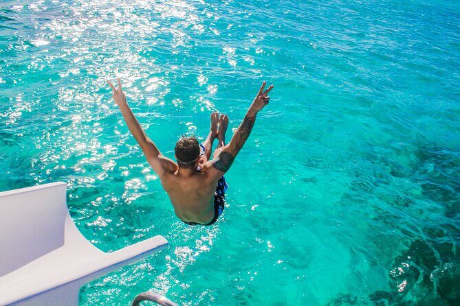 Float & Feast Private Party Cruise with Premium Buffet & Open Bar - What to Pack (Because Towels and Sunscreen Are Not Included)