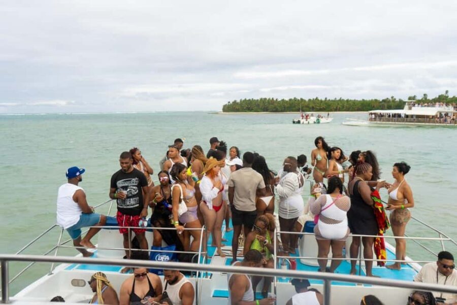 From Bavaro, Punta Cana: Boat Party, Snorkeling, Drinks, Snacks, and Transportation - Music, drinks, snacks, and cruising between stops