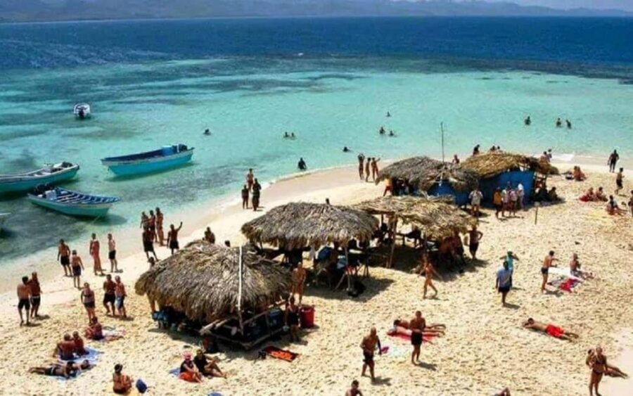 From Puerto Plata: Cayo Arena by VIP Speedboat and Snorkel - From Puerto Plata to Punta Rucia: the ride that shapes your day