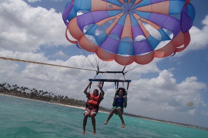 From Punta Cana: Amazing Activity Parasailing Hotel pickup - Should you book this Punta Cana parasailing experience?