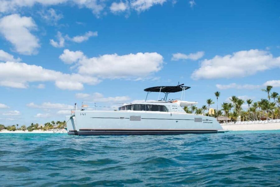 From Punta Cana: Exclusive Catalina Island Tour with Transportation and Lunch - Snorkeling gear and time in the water: what you’re really signing up for