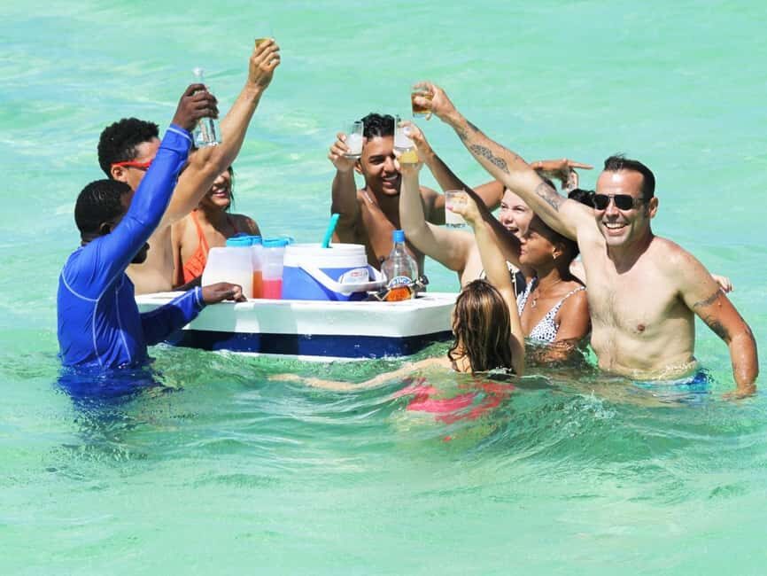 From Punta Cana: Saona Island Full-Day Tour with Lunch - From Punta Cana Hotels to Bayahibe Port: The Morning Setup