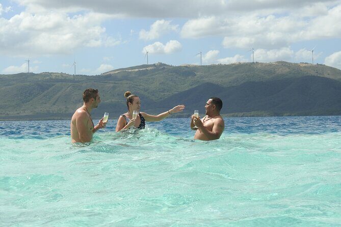 Full-Day Tour Isla Bonita Deluxe - Punta Rucia lunch and the cigar factory: ending on culture and food