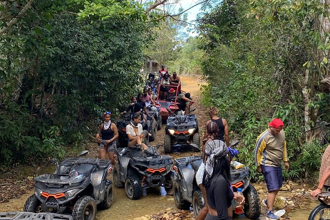 Half Day Comatillo Off-Road Experience - Loma Managua: a quick hill viewpoint with free entry