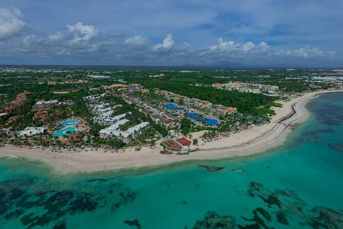 Helicopter tour of Punta Cana - Cap Cana Marina and celebrity villas: the first wow factor