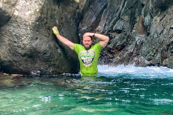 Hiking and Hidden River Tour in Santo Domingo - Lunch After the Water: Dominican Food, Dietary Flexibility, and a 15-Minute Hop