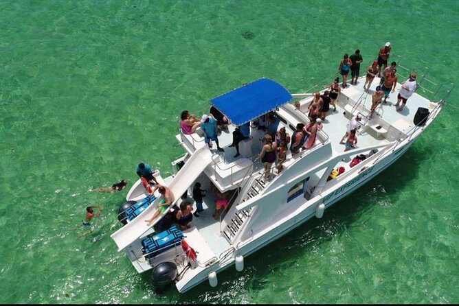 Hip Hop adult only Party Boat with Unlimited drinks and Sandbar - Quick hits before you board