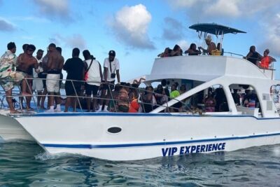 Hip Hop adult only Party Boat with Unlimited drinks and Sandbar - Getting on board: pickup, start time, and timing habits