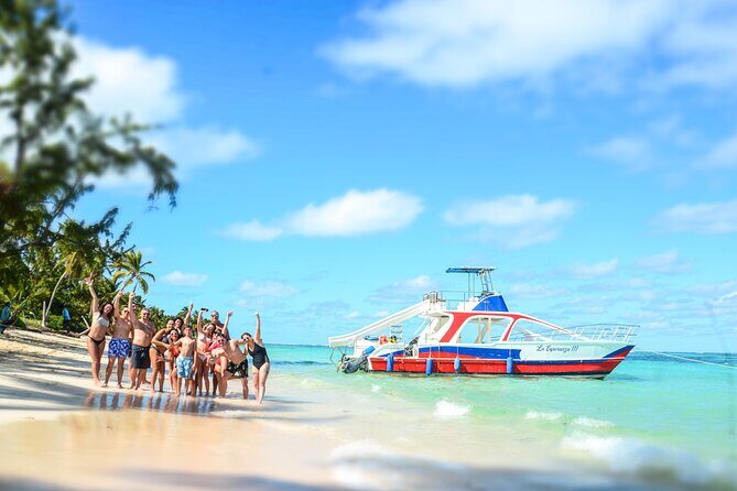 Hip Hop Party Boat & Snorkeling Punta Cana - Adults Only - Key highlights at a glance