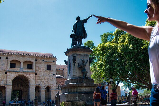 Historical City Tour Santo Domingo - Calle el Conde Stroll: The Streets That Make the Day Feel Real