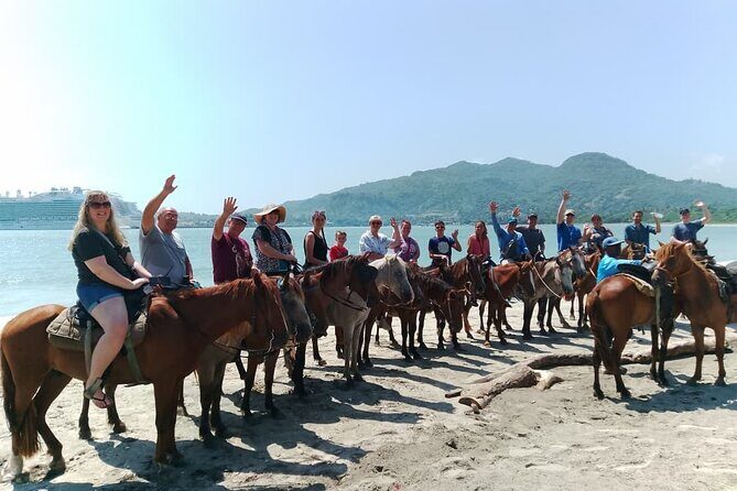 Horseback Riding in the Dominican Countryside from Puerto Plata - Guides and names: bilingual help that keeps things calm