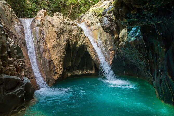 Hotels - Airbnb & villas pick up - WATERFALLS OF DAMAJAGUA - Key highlights worth factoring in