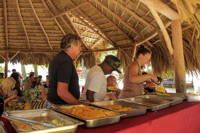 Humpback whales Watching + Samana Eco-Tour - Sabana de la Mar to Playa Las Ballenas: your first look at the action