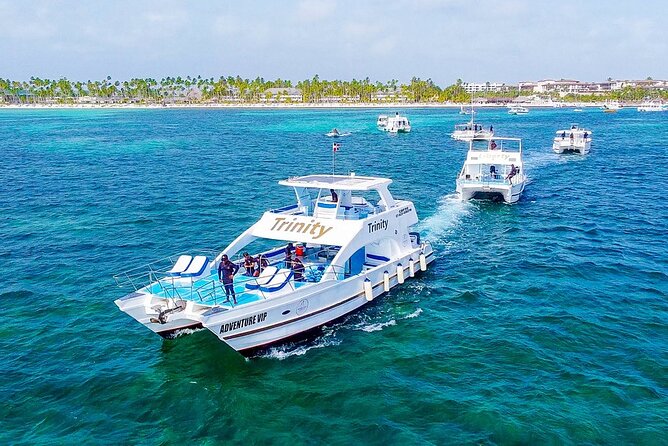 Infinity party boat in Punta Cana - Seeing the Bavaro and Punta Cana coastline from the water