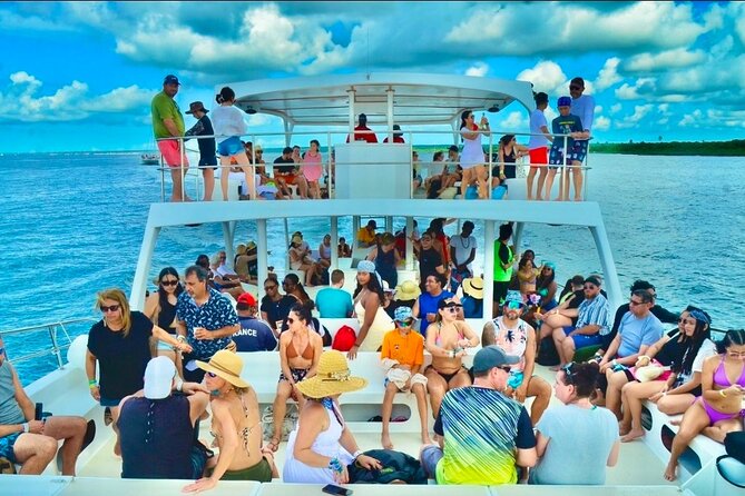 Isla Saona Exclusive Tour with Catamaran & Natural Pool - FAQ