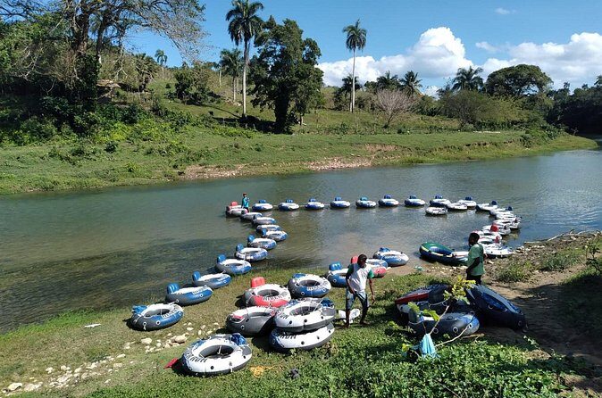 local Excursion || Two-hour adventure on an TUBING. - Price and value: is $95 fair for this Cabarete river day?