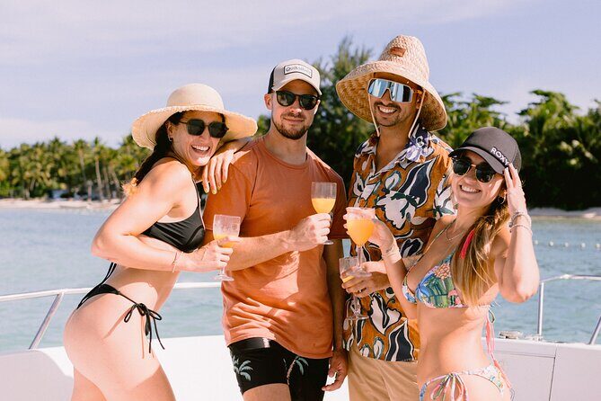 Luxury Private Family Sailing Tour in Punta Cana - The natural pool stop: shallow water comfort and tropical drinks