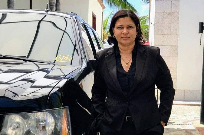 Luxury Suburban Airport Transfer – Premium Service in Punta Cana - What’s included on the ride: Wi‑Fi, water, and comfort