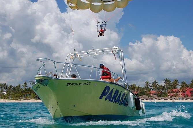 Parasailing Punta Cana - Why parasailing in Bávaro feels like a real Punta Cana experience