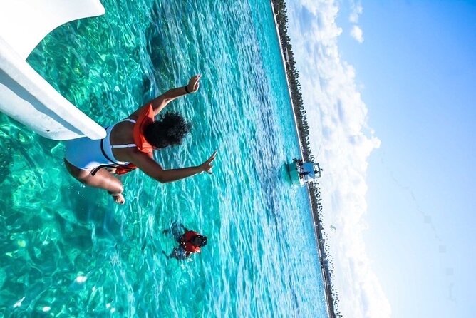 Party boat in Catamaran with Open Bar adults only - How long you’re actually busy (and how you get your day back)