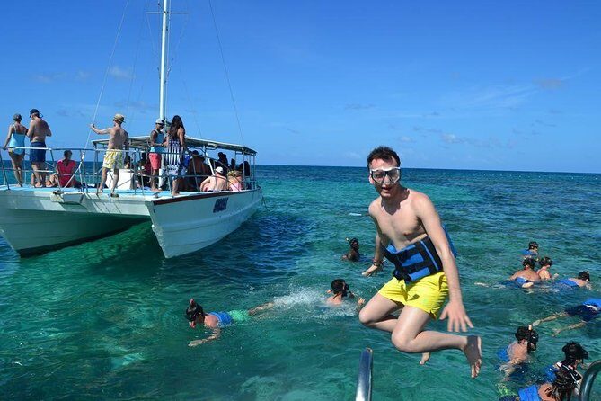 Party boat in Catamaran with Open Bar Only Adults + Snorkeling - Why a Catamaran Party Boat Works So Well in Punta Cana